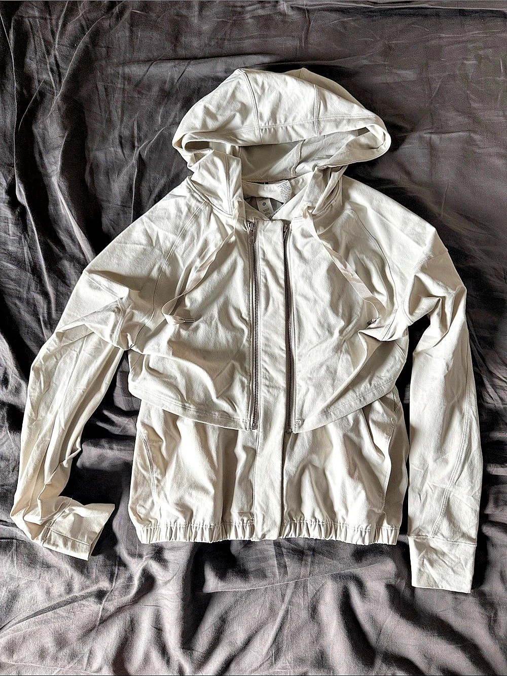 lululemon Lightweight 2in1 Side-Snap Jacket Cream Size 2